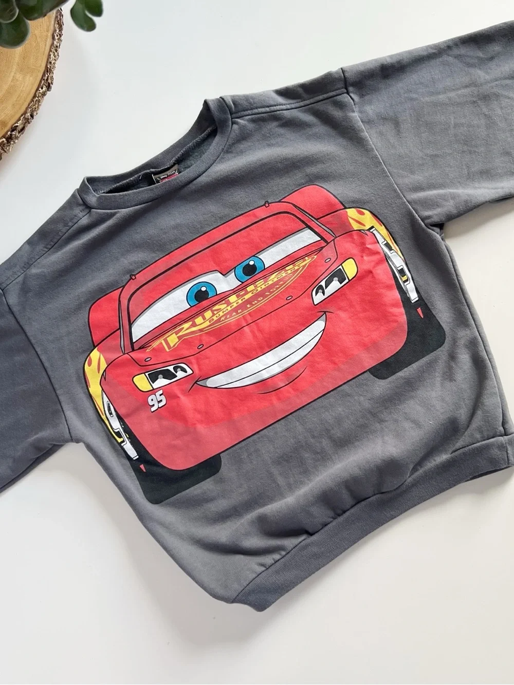 Disney Pixar Cars Lightning McQueen Sweatshirt & Sweatpants Set | Size 7